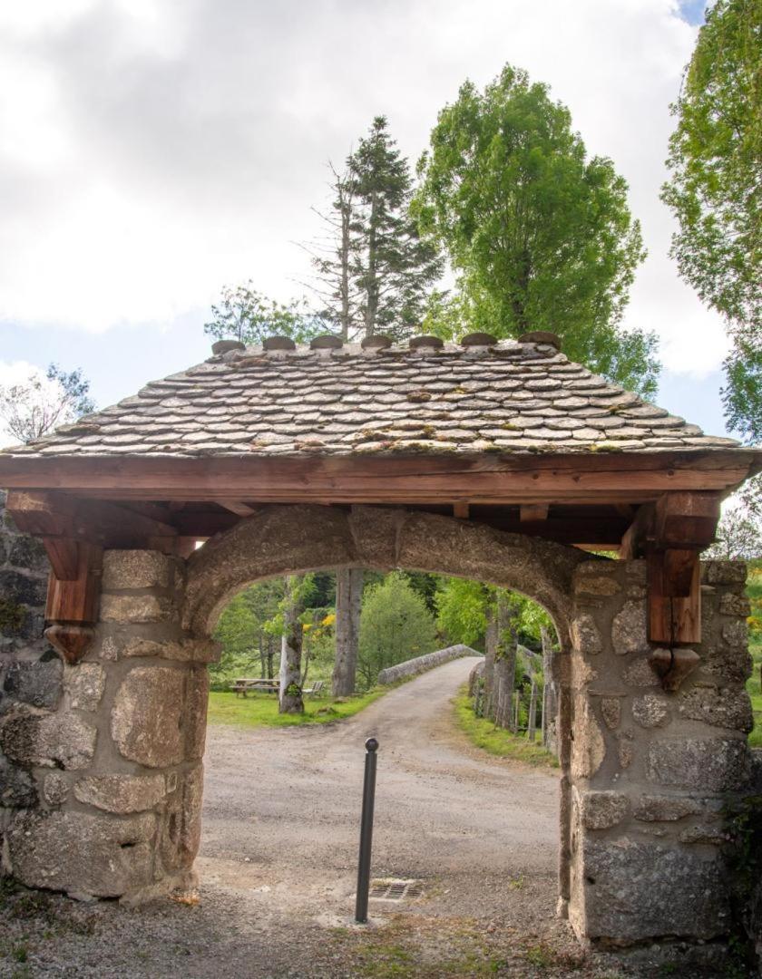 Gite De La Grange - Domaine De Coulagnettes Serverette Eksteriør billede