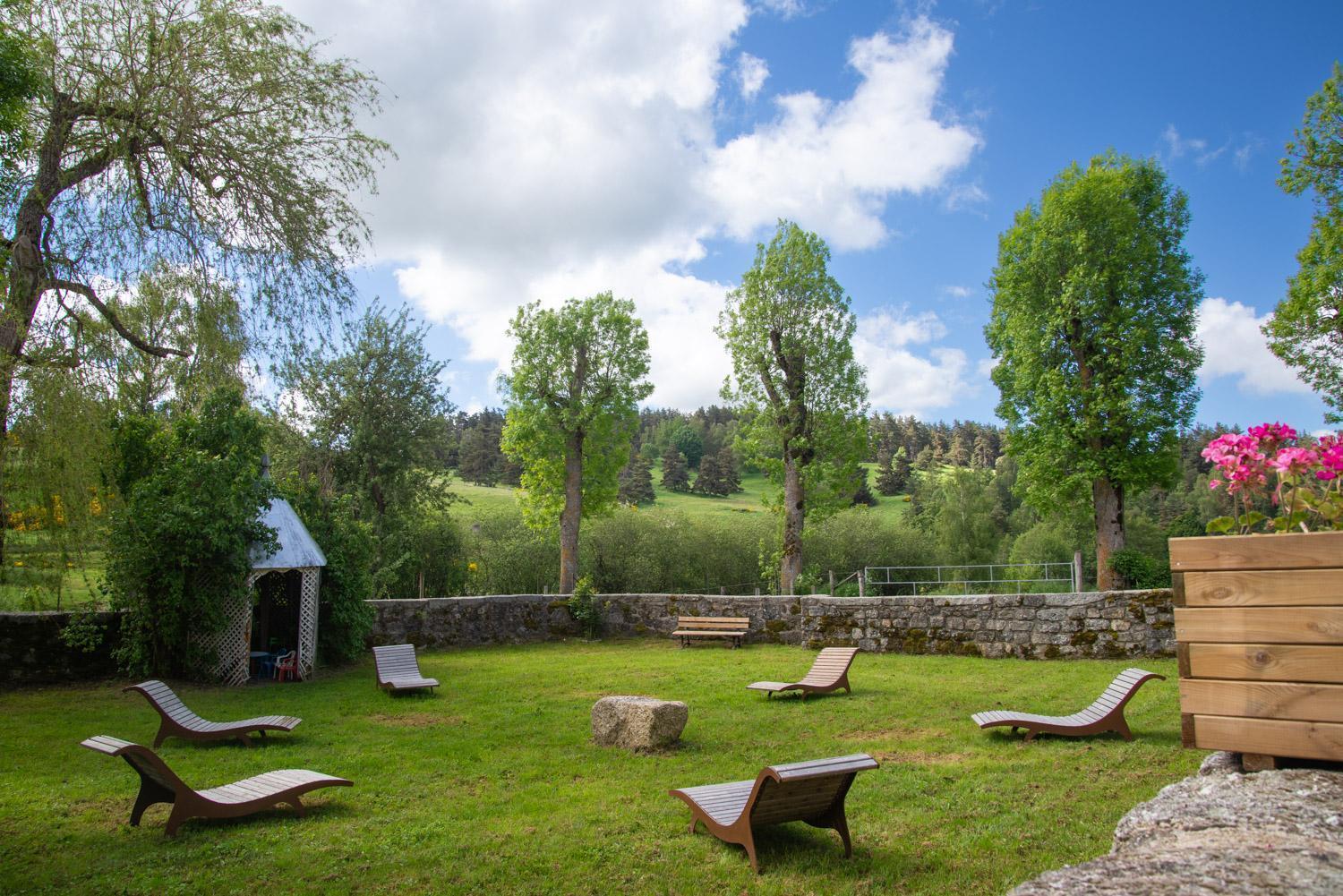 Gite De La Grange - Domaine De Coulagnettes Serverette Eksteriør billede